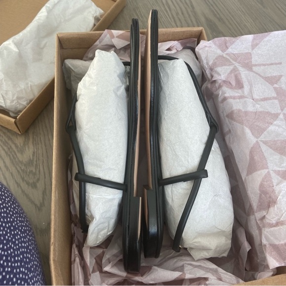 Anthropologie - T-Strap Sandals - Black - Size 7 (38) Fits 7/7.5 - 2024 - NWT - Picture 13 of 15